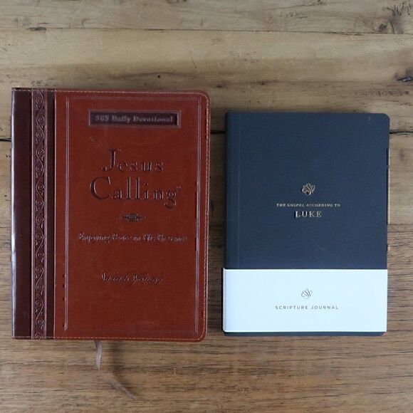 BIBLE Other - BIBLE BOOKS BUNDLE JESUS CALLING THE GOSPEL ACCORDING TO LUKE 